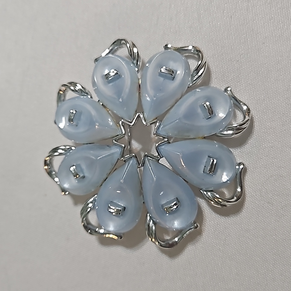 Marvelous Marvella Blue Lucite Silver-tone Brooch